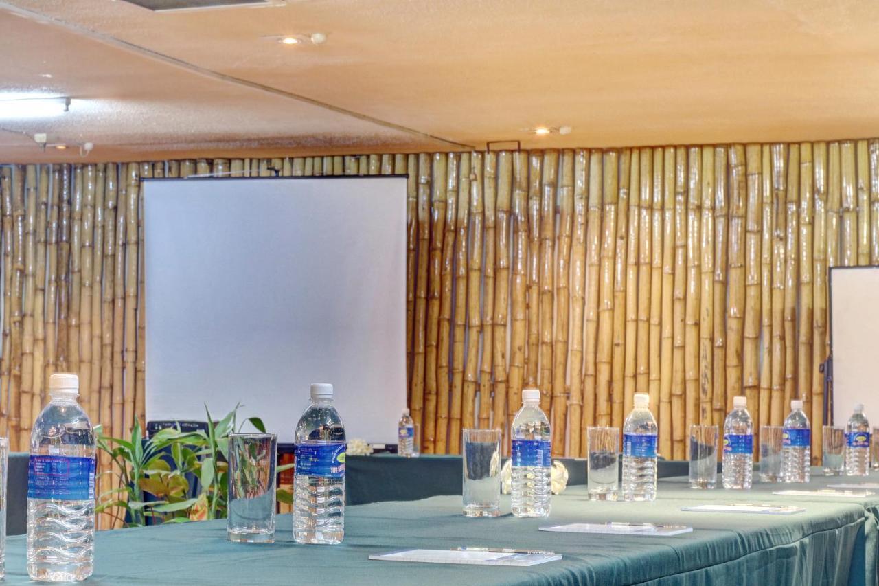 King Solomon Hotel Honiara Kültér fotó